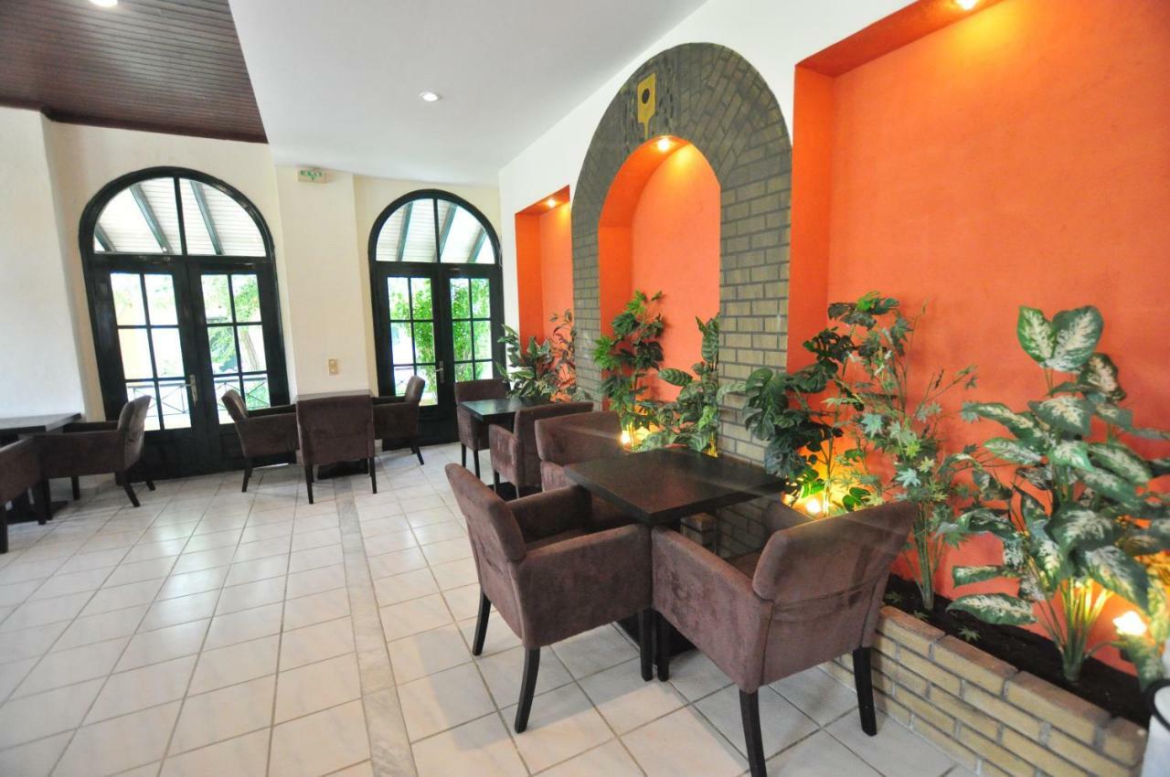 Acharavi Garden Hotel Exterior foto