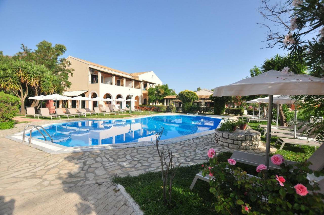 Acharavi Garden Hotel Exterior foto